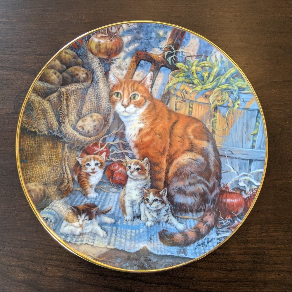 LOWELL DAVIS SURPRISE IN THE CELLAR collector plat